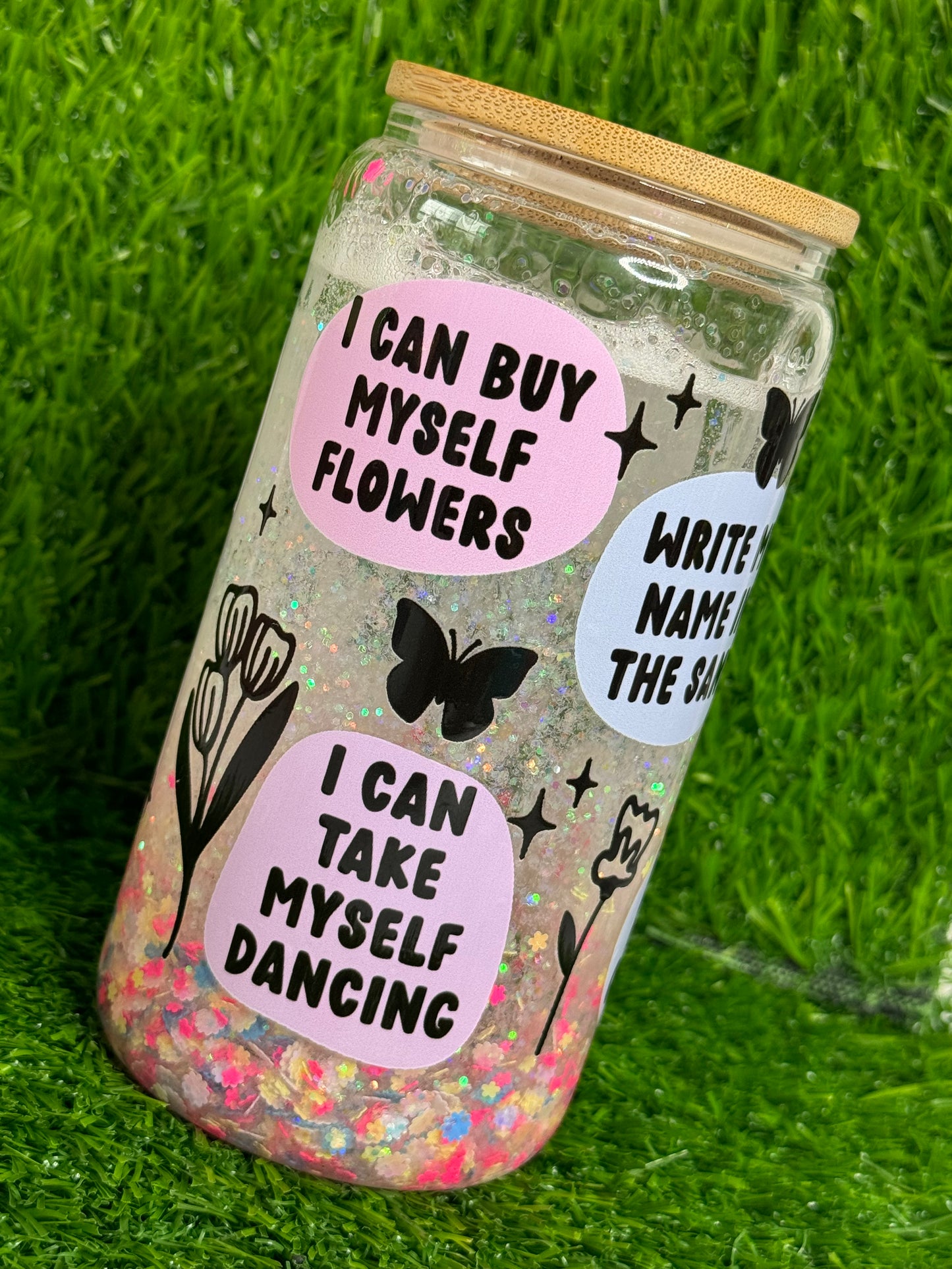 Buy myself flowers Snowglobe cup